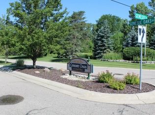 4460 Daniel Dr, Grand Blanc, MI 48439