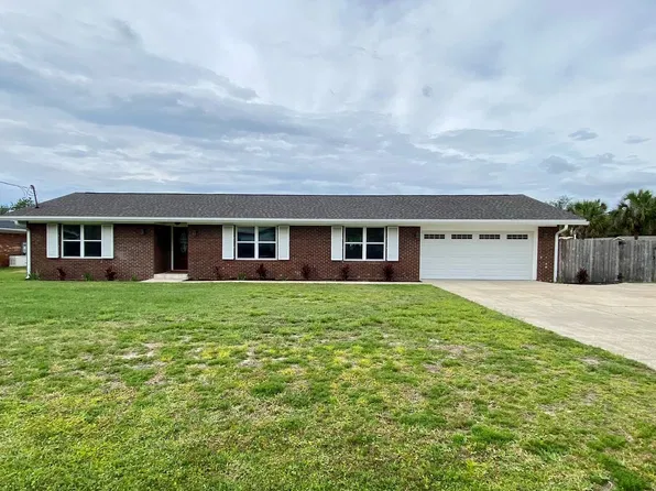 722 Goose Bayou Rd, Lynn Haven, FL 32444