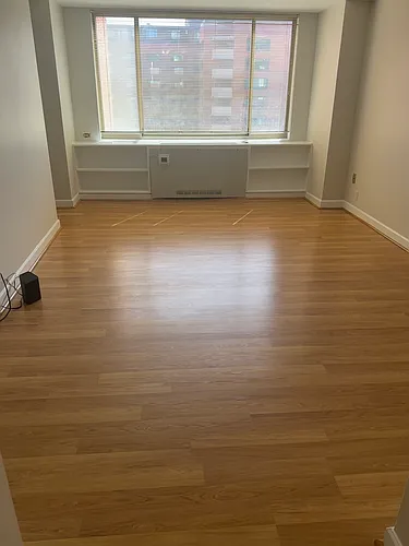 1111 Arlington Blvd Photo 1