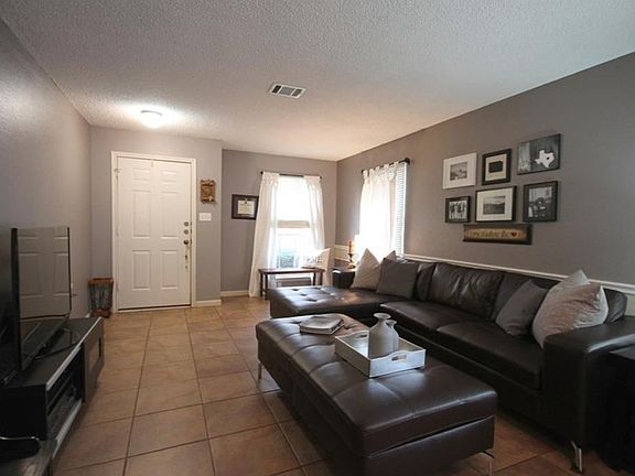 2nd image of 1618 Sylvia Ln