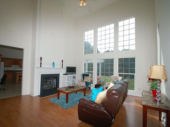 3rd image of 8817 Saint Brides Ct