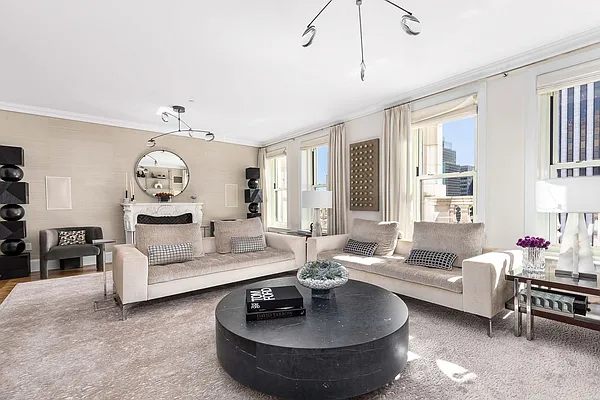 Sold by Compass | media 3