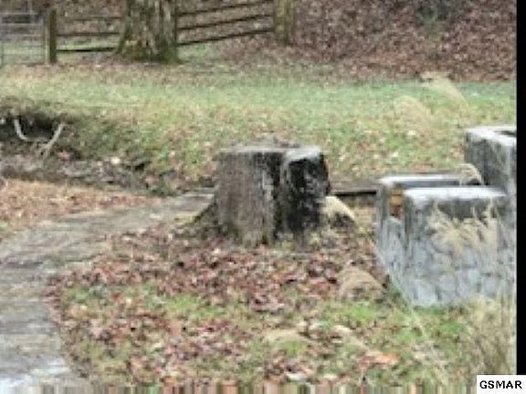 5th image of 2750 Happy Hollow Rd #Partofparcelid12300600