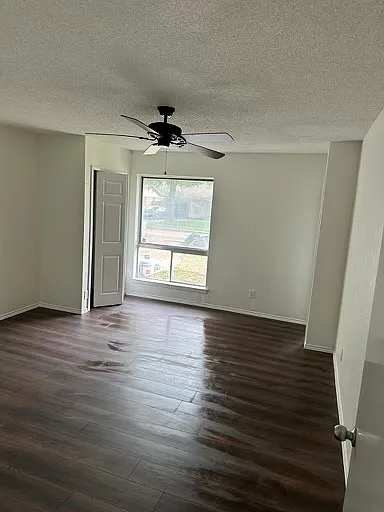 1119 Pebblebrook Dr — Photo 1