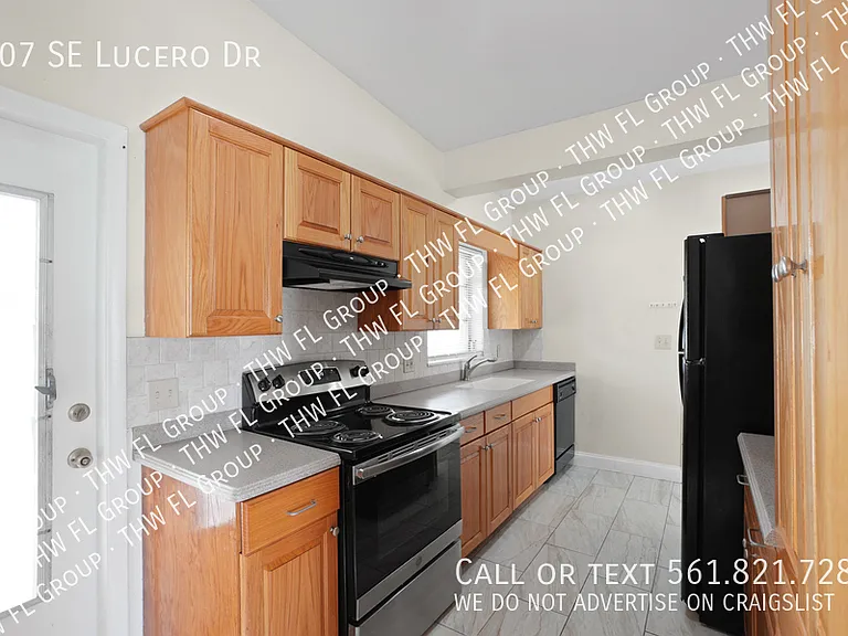 107 SE Lucero Dr — Photo 5