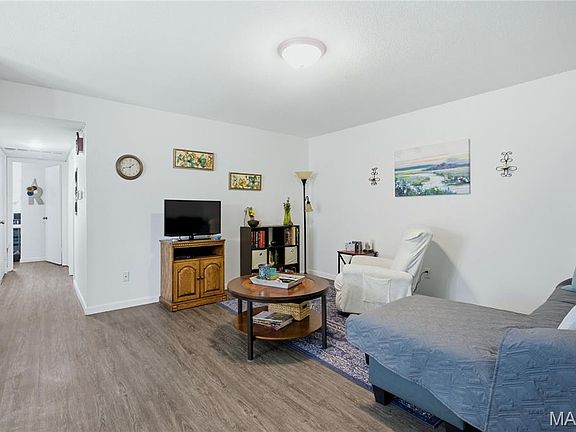 5th image of 4342 Forest De Ville Dr APT C