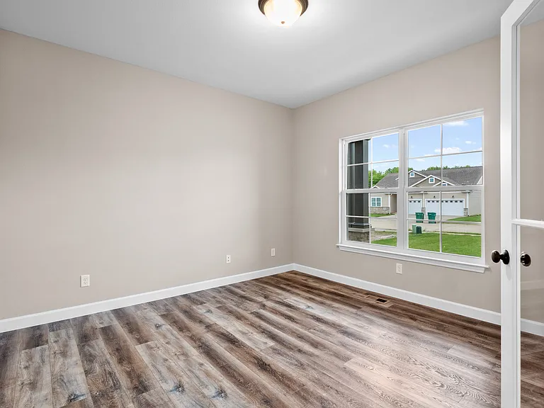759 Seagate Dr — Photo 4