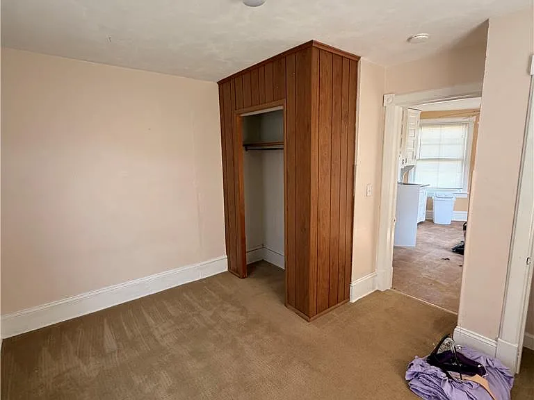 203 Easton Rd — Photo 5