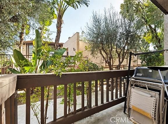 5th image of 330 S Miraleste Dr Unit 222