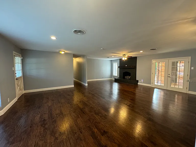 3106 Hickory Rd — Photo 5