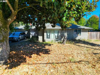 2225 Oakmont Way, Eugene, OR, 97401