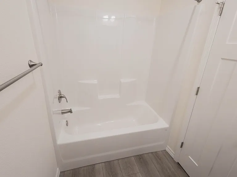 3051 W Cardinal St — Photo 24