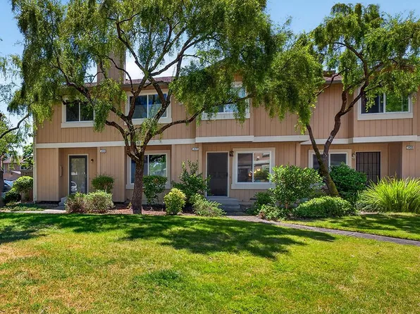 1428 Gold Way, Rohnert Park, CA 94928