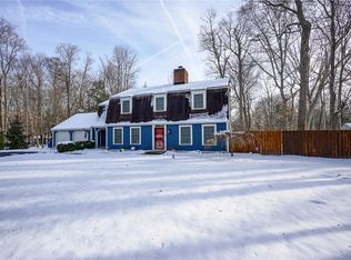 9101 Spring Hollow Dr, Indianapolis, IN 46260