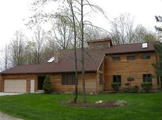 6957 S Palmyra Rd, Canfield, OH 44406