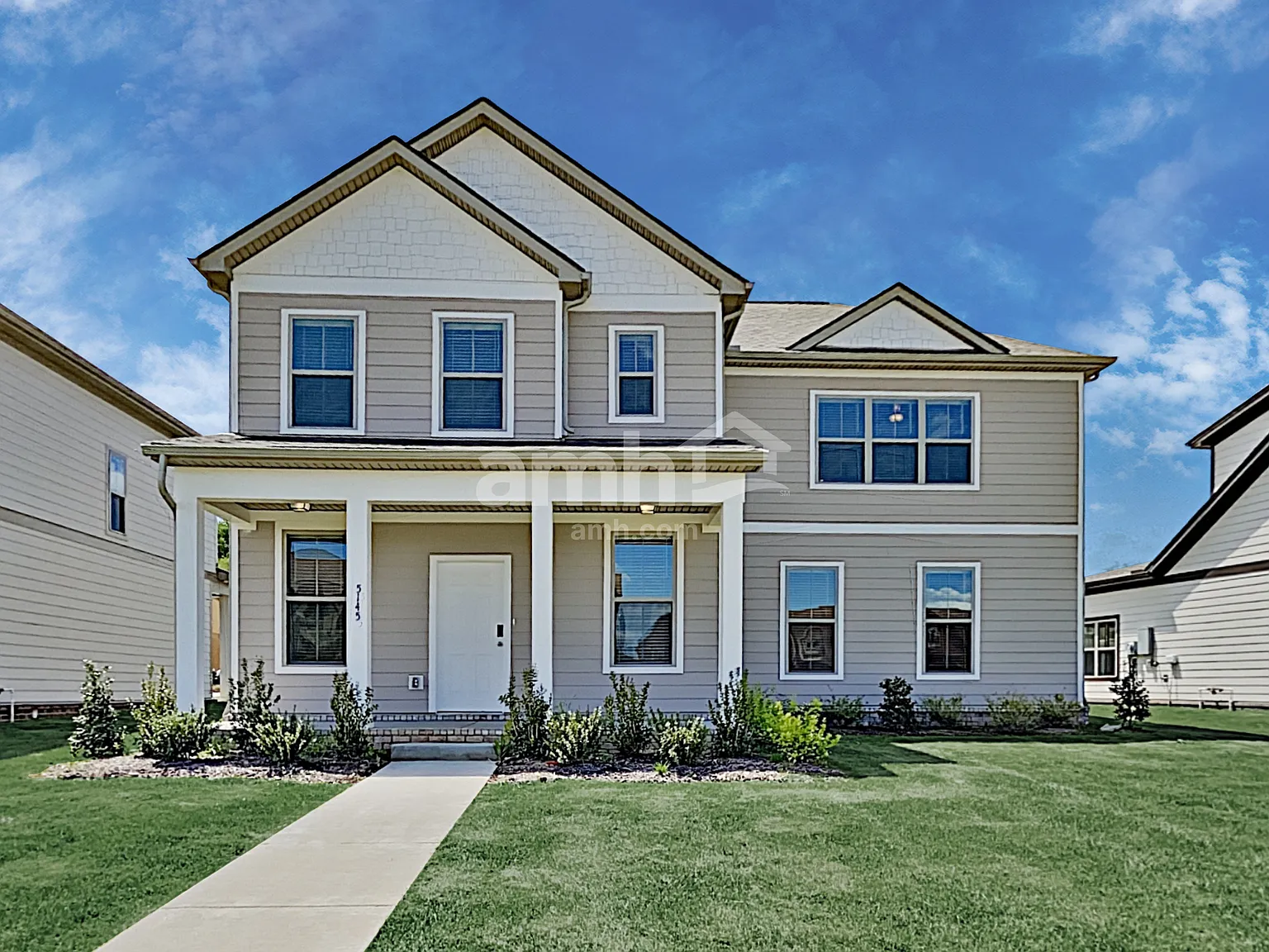 4 bed, 2.5 bath, 1783 sqft, $2,450 — Photo 1