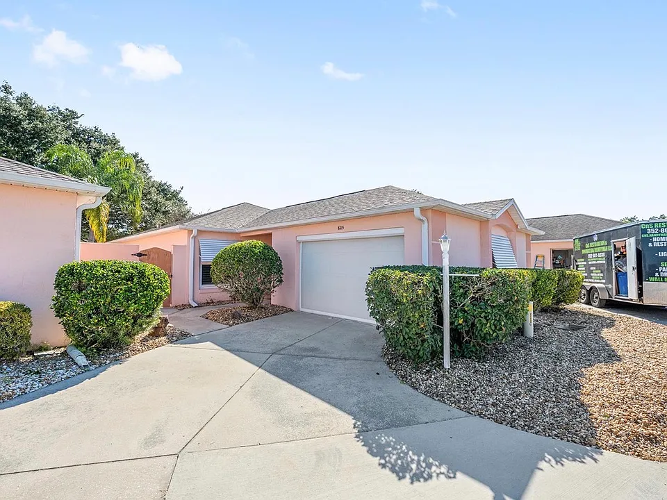 605 Enconto St