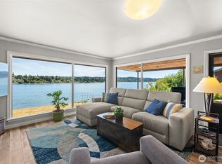 8829 SW Quartermaster Drive, Vashon, WA 98070