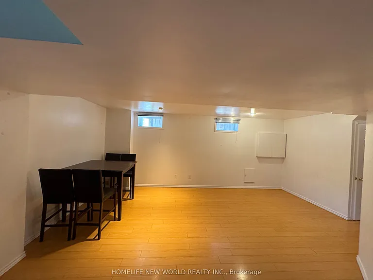 1111 Glenbourne Dr — Photo 10