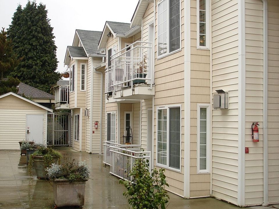 Top floor unit