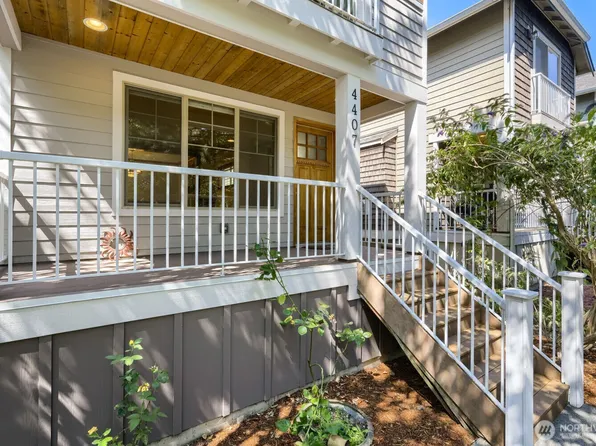 4407 40th Avenue SW, Seattle, WA 98116