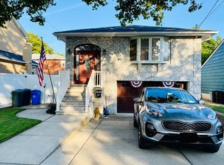 254 10th St, Staten Island, NY 10306