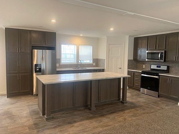 2nd image of 9800 Bloomsbury Cir #302