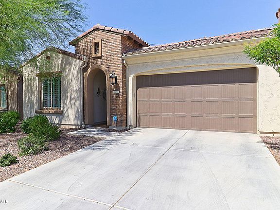 3rd image of 3922 N 163rd Dr