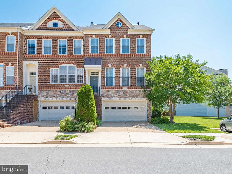 1st image of 21936 Windy Oaks Sq