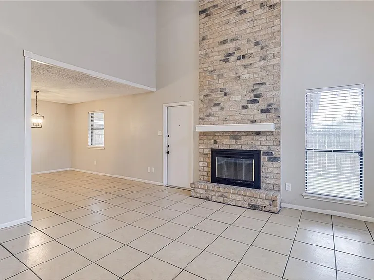 11205 Willowood Creek Dr #C — Photo 4