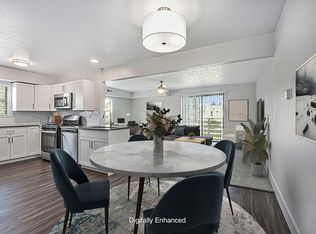 3359 Ridgeview Dr NW #3242-2B, Grand Rapids, MI 49544