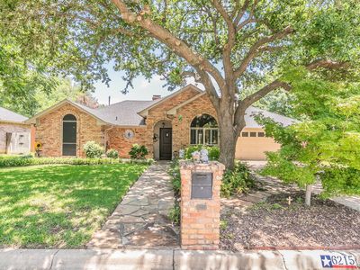 6215 Suffolk Dr, Arlington, TX, 76001