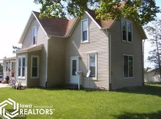 405 N Center St, Toledo, IA 52342