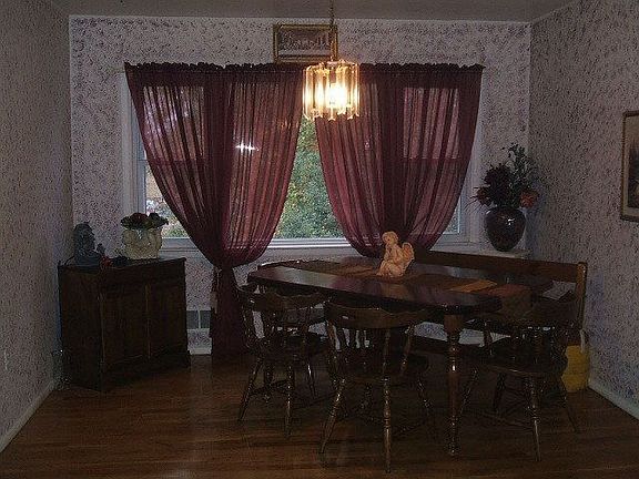 Formal dining room