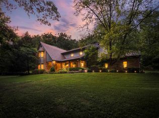 1156 Briar Patch Rd, Ballwin, MO 63021