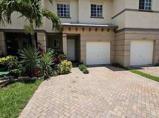 2022 Marsh Harbor Dr, West Palm Beach, FL 33404
