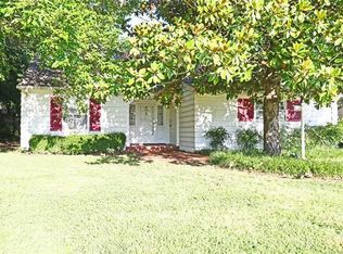 1625 Hillcrest Dr, Bartlesville, OK 74003