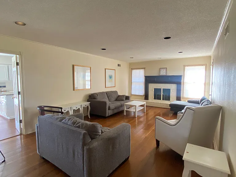 721 Eaton St — Photo 10
