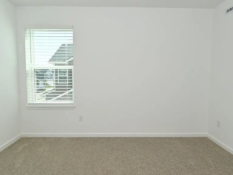 7348 Deerberg Dr — Photo 38