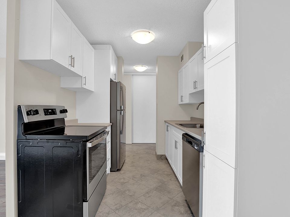 1st image of 99 Sidney St