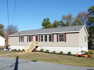 1 4th St, Hudson Falls, NY 12839