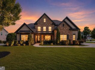 111 Sierra Cir, Woodstock, GA 30188