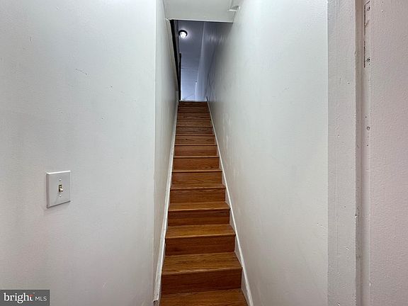 4th image of 325 N Preston St Floor 2