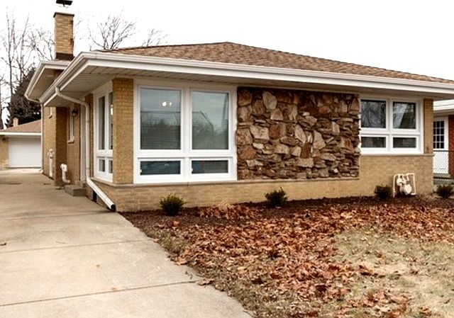 1st image of 8926 S Mozart Ave