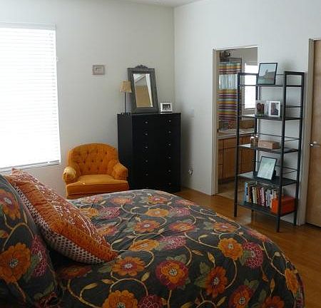 5th image of 1101 Martin Luther King Ave NE #1