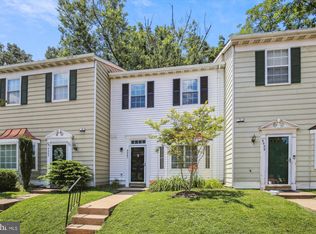 9987 Capperton Dr, Oakton, VA 22124
