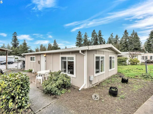 11712 SW Royal Villa Dr Space 96, Portland, OR 97224