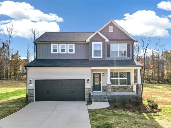 6318 Gardenview Rd, Pleasant Garden, NC 27313