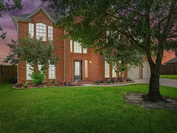 8206 Shady Grove St, Cove, TX 77523