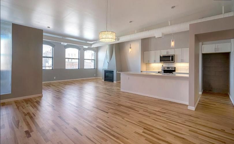 1st image of 1927 Market St #5D